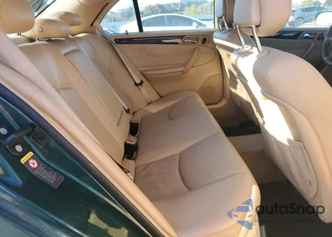 2001 Mercedes-Benz C 320 from USA, damaged, VIN WDBRF64J41F090939